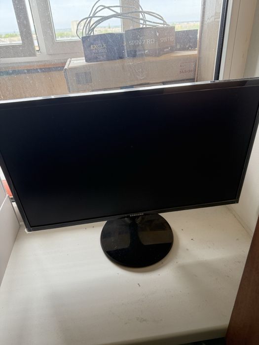 Настільний ПК HP Pro Mini 260 G9, Монітор 23.5 Samsung S24F350F