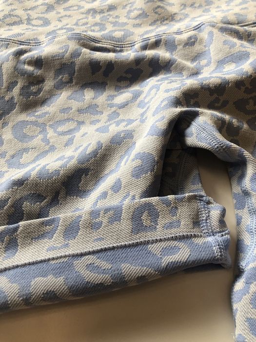 Sprzedam spodenki kolarki kolor baby blue mocny scrunch S
