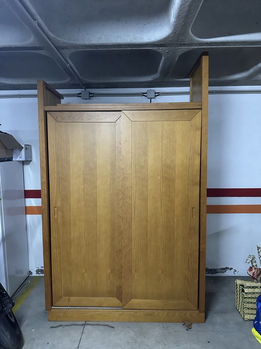 Armário de madeira nogueira - excelente qualidade - URGENTE