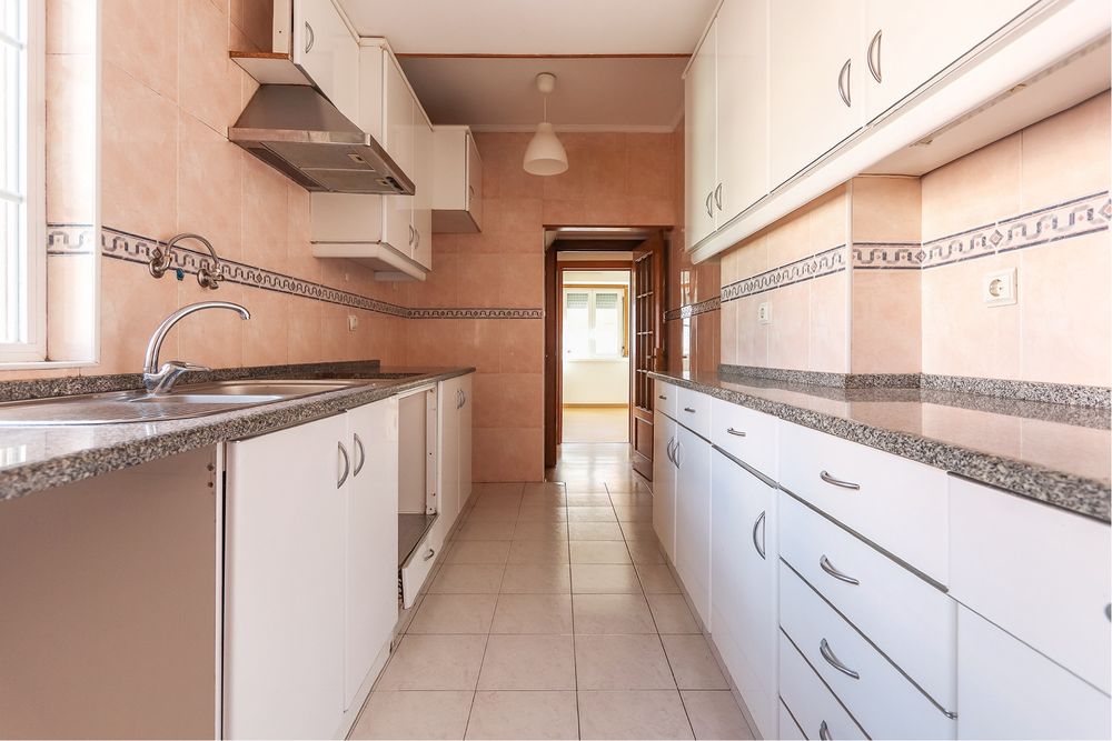 Quarto para Casal - Amadora