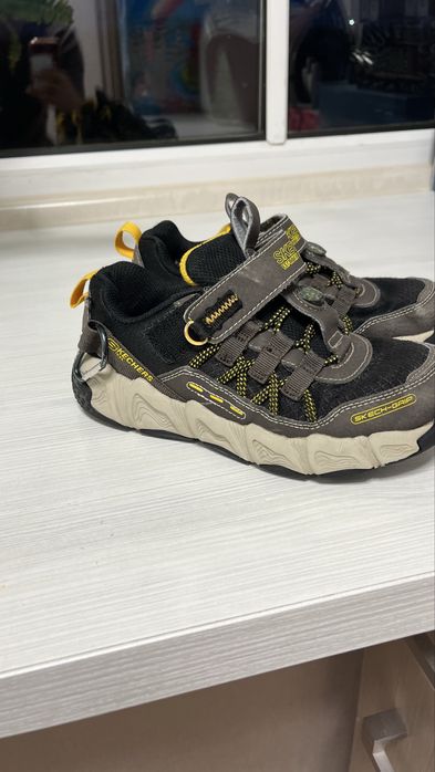 Дитячі кросівки Skechers водонепроникні