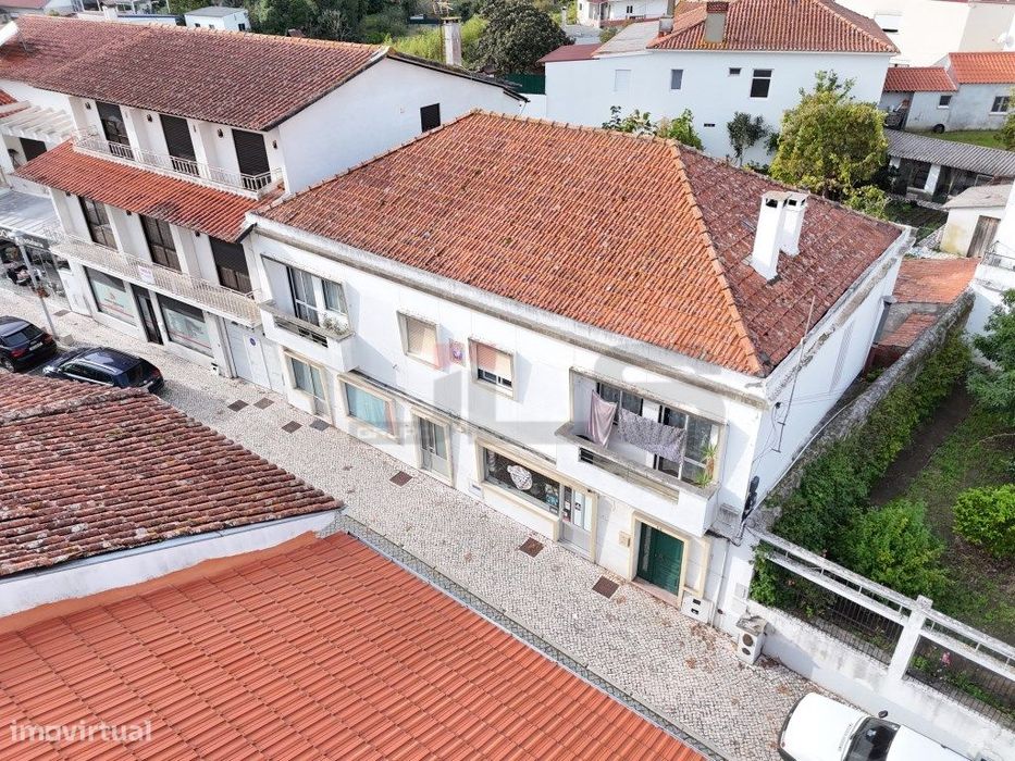 Apartamento T5 de 147.25M2 - Espaço, Conforto e Localização Premium... — Louriçal, Leiria