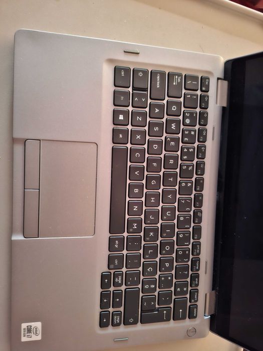 Latitude 5310 2-in-1