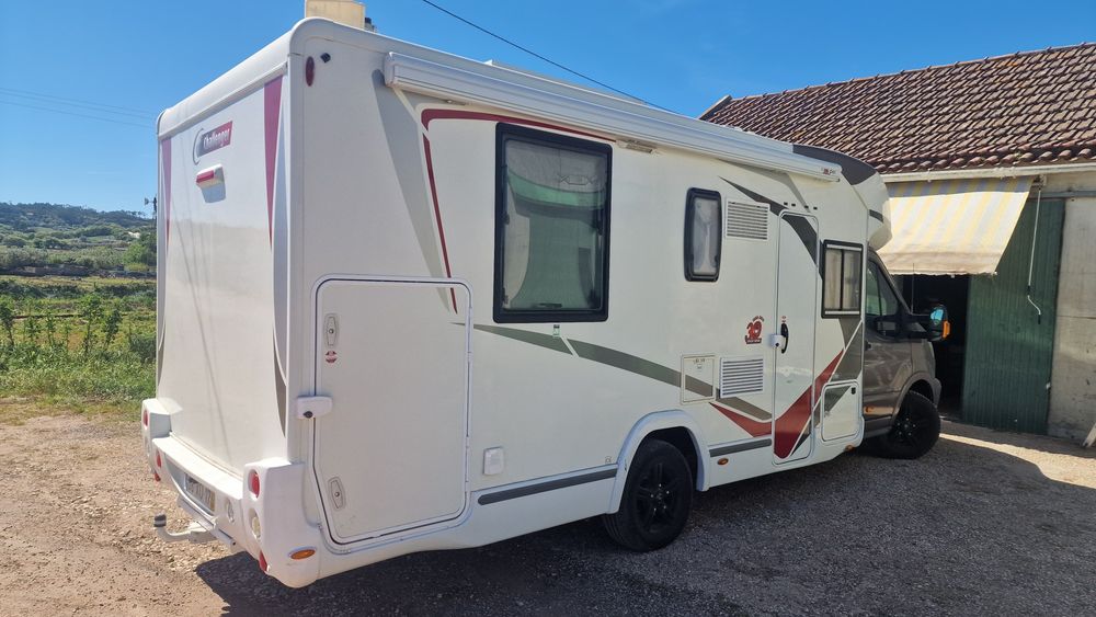 Autocaravana Perfilada  Challenger 398 Eb Genessis 2015