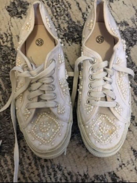 Кеды женские с рисунком и бисером