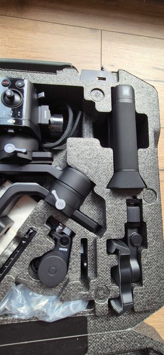 DJI Ronin-SC PRO COMBO– nowy, zafoliowany gimbal