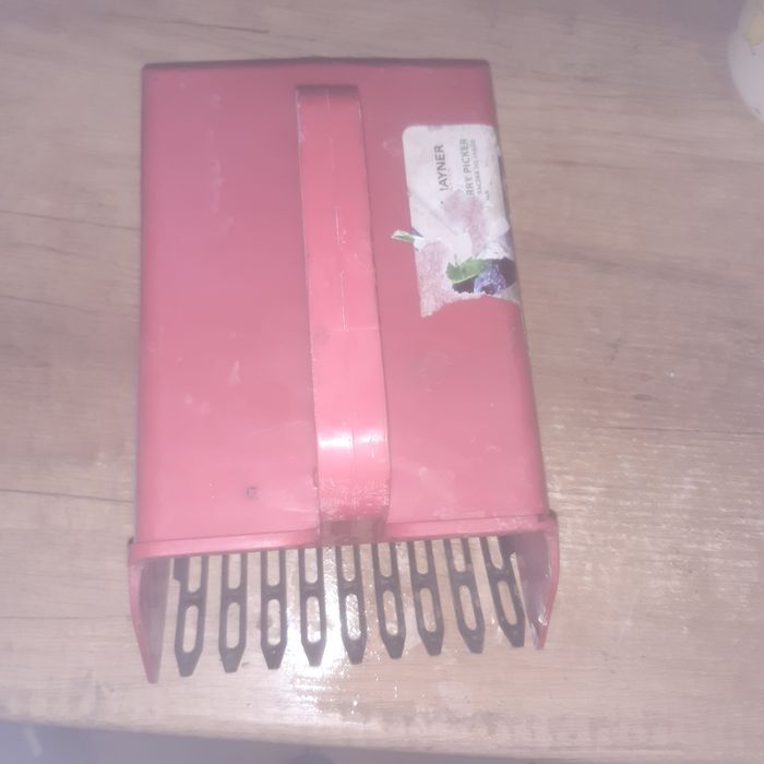 Maszynka do zbierania jagód