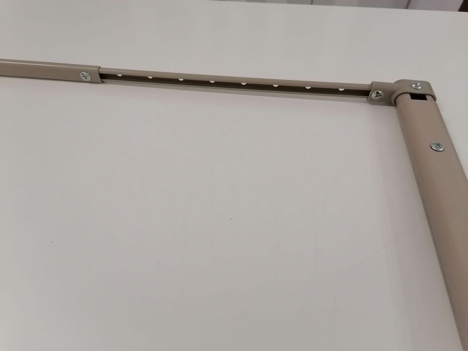 Varão adicionar de roupeiro da marca IKEA