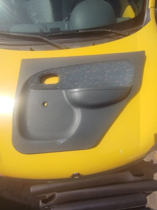 Карти Кіа сефія обшивки дверей салон Kia sephia