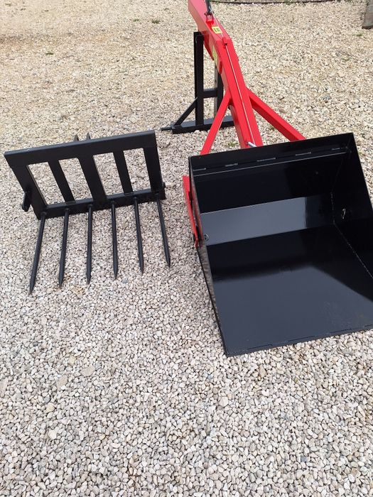 Łycha na tył ciągnika, na tylni TUZ, szufla na tył, łyżka tur na tył