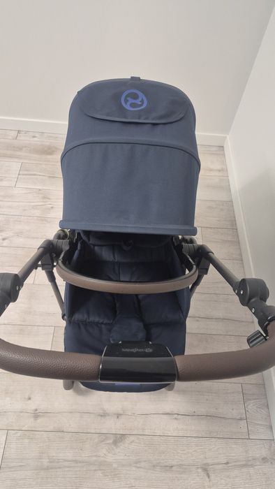 Прогулянковий візок Cybex melio