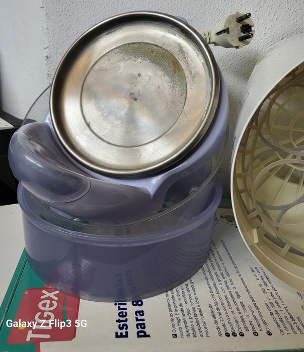 Esterilizador  biberão Tigex a funcionar