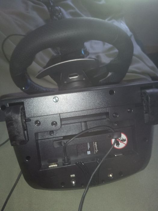 Kierownica logitech g29 z pedałami i ahifterem