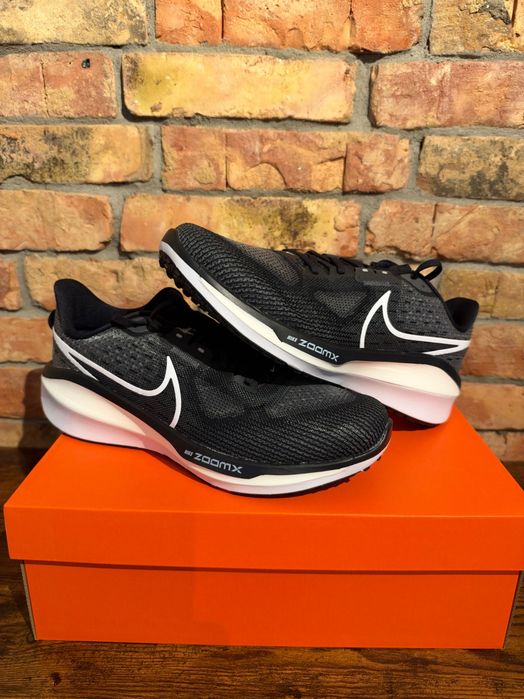 Buty Nike Vomero 17, rozmiar 44,5