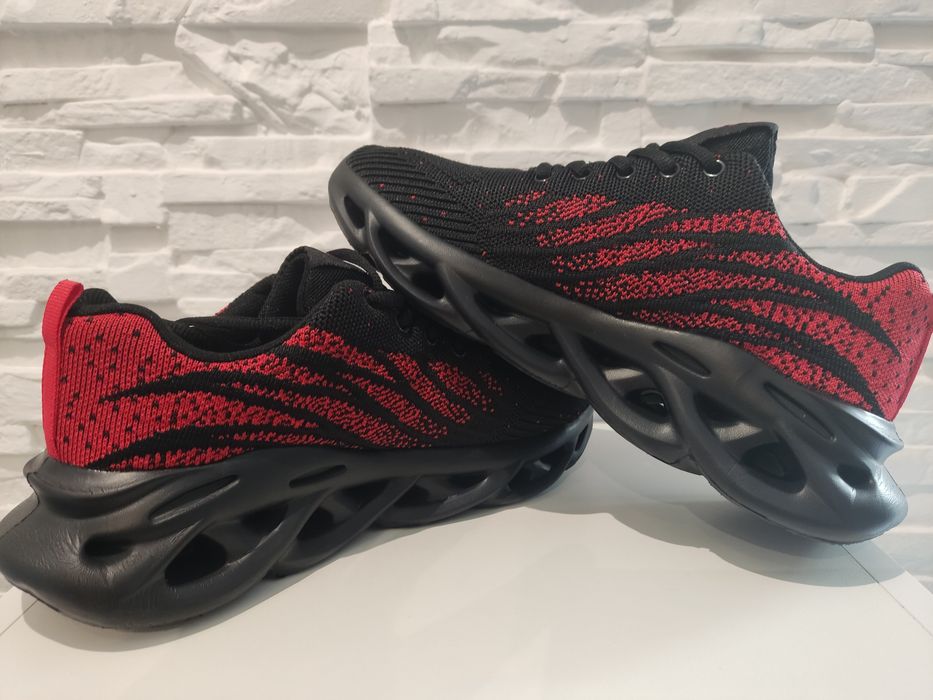 Buty sportowe męskie 39 (25 cm)