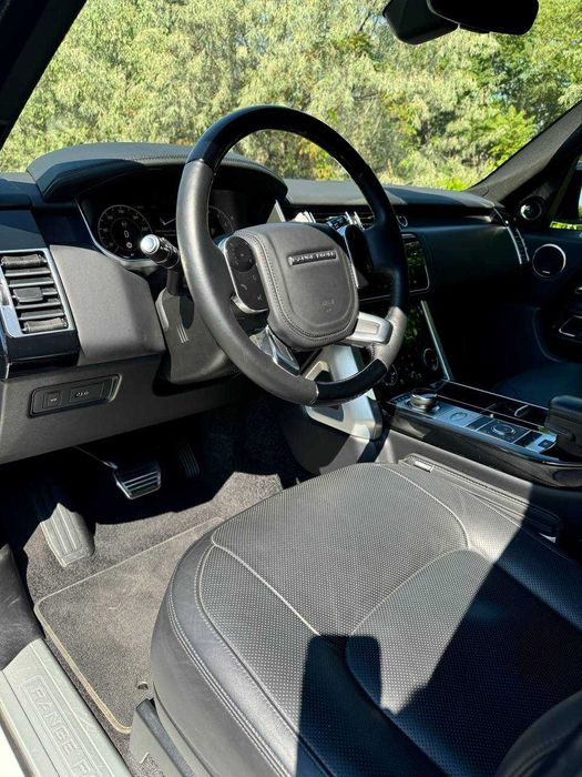 Продам Range Rover 2020 год