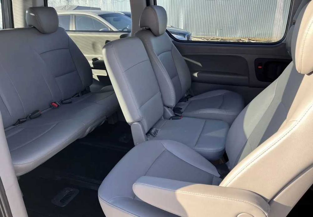 Hyundai Grand Starex  2020