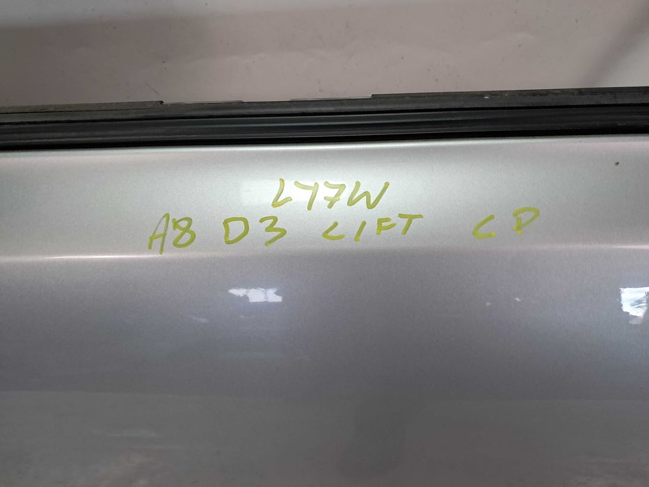 AUDI A8 D3 LIFT drzwi lewe przednie lewy przód LY7W