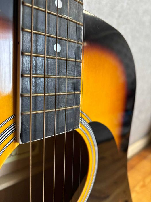 Акустична гітара від Maxtone моделі WGC-4010G/SB