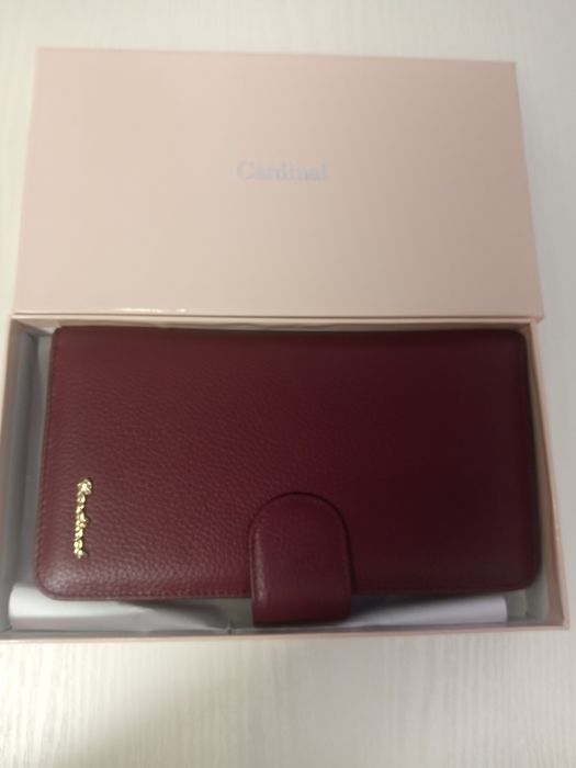 Шкіряні гаманці Кардинал
