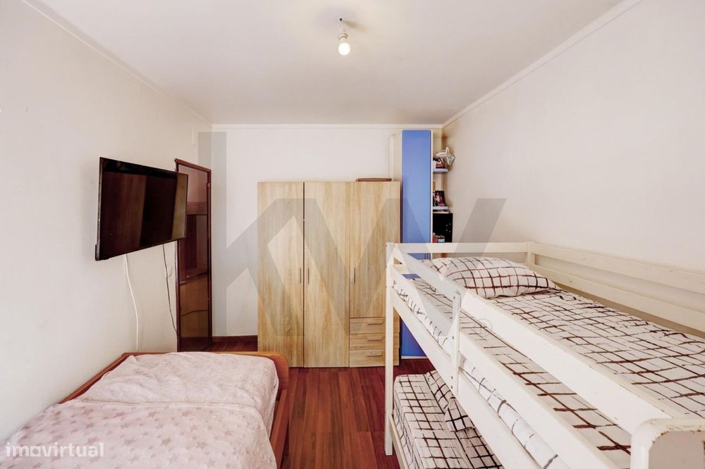 Apartamento T2 em Alverca com Ar Condicionado – Pronto a Habitar