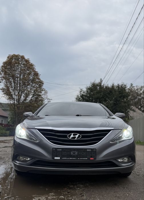 Hyundai sonata 2011