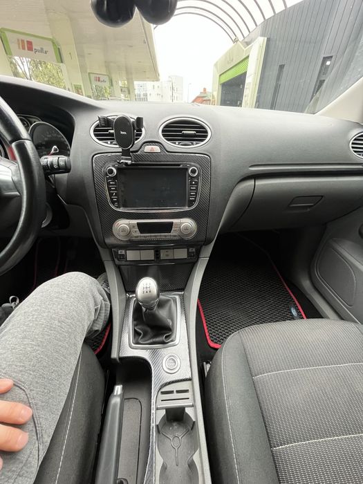 Ford Focus 2 Rest