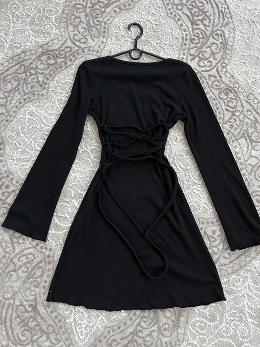 Сукня на завʼязках