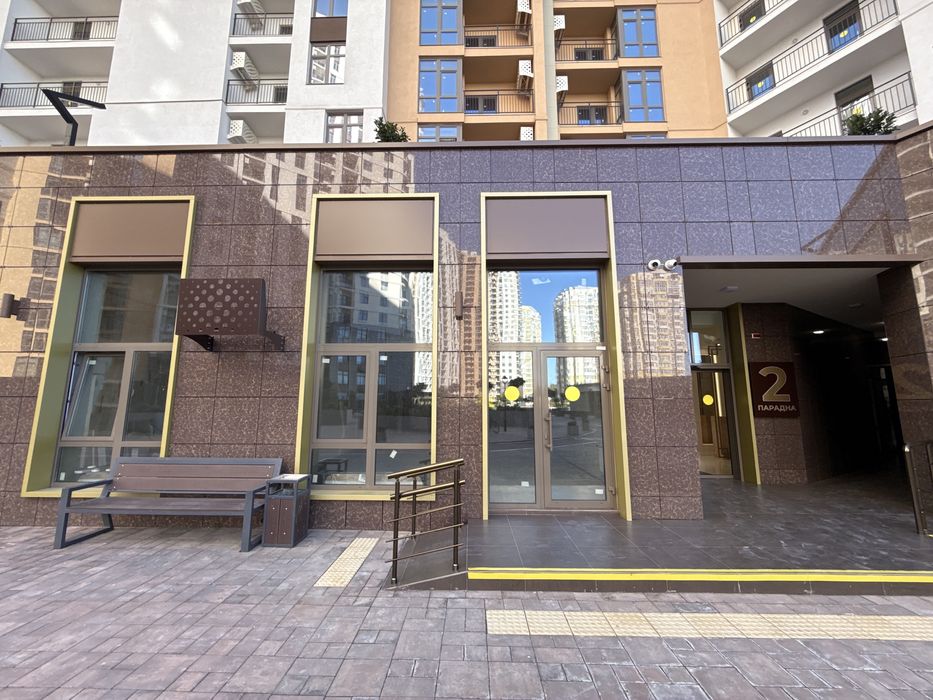 Без комиссии! Аренда помещений в Кадорр Сити на Краснова! ( 65,67,68 )