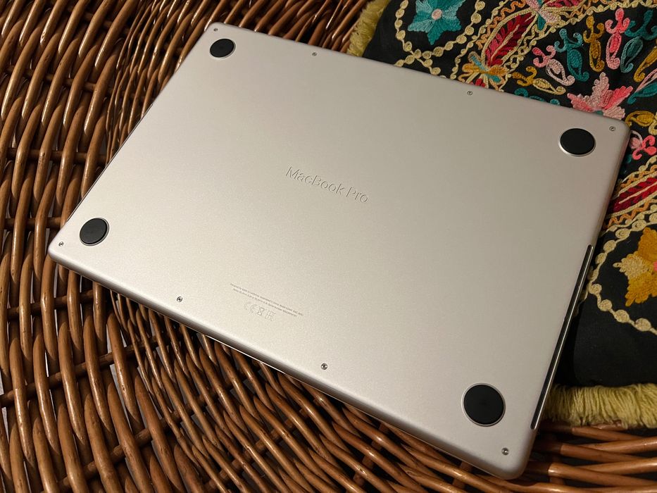 Macbook Pro 14" | M1 Pro | 512gb ssd | 16gb Ram