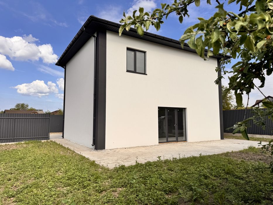 Продаж затишного будинку 120 м² на ділянці 5 соток в Гатному