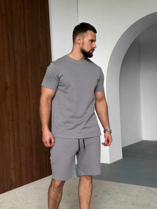 СРОЯНАЯ ПРОДАЖА Костюм мужской лето Lacoste