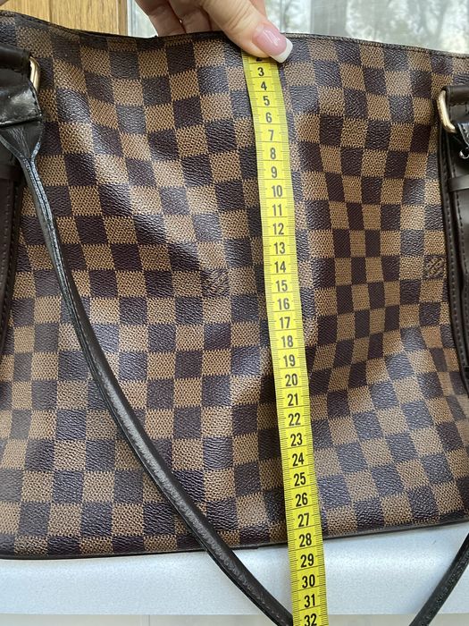 Сумки шопер середня Louis Vuitton та мала кросбоді біла