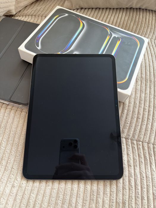 Tablet Apple iPad Pro 11" (M4) 256GB Wi-Fi Zestaw Gwarancja