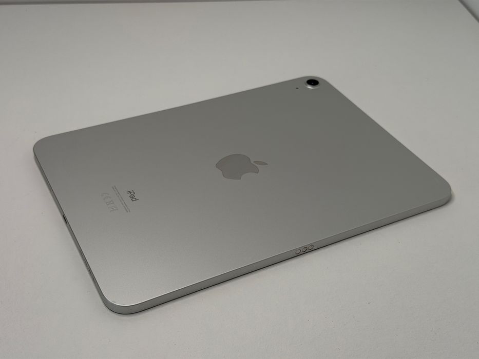 iPad 10. gen. (A2696) - 64GB - Silver - faktura VAT 23%