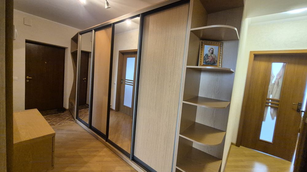 Продаж квартири 2-кім квартири. Каскад.Програми.