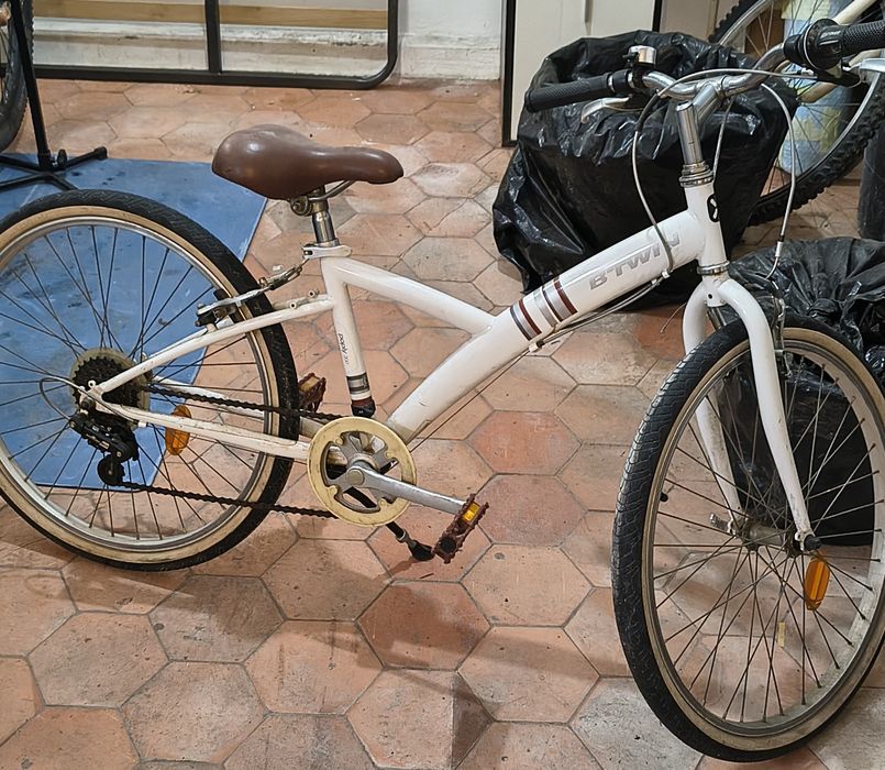 Bicicleta roda 24 como nova