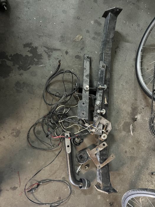 Engate reboque megane 4