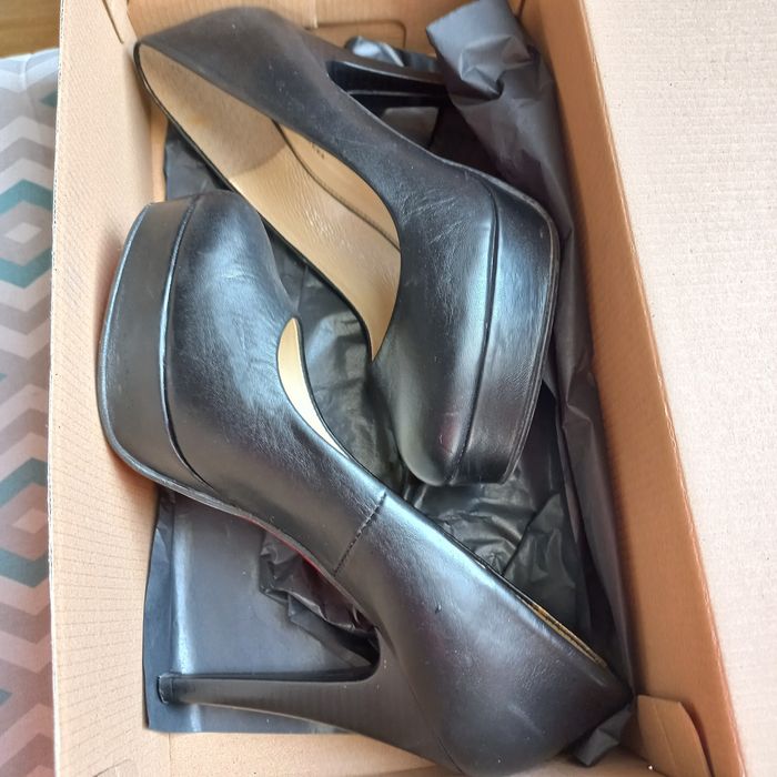 Czółenka damskie na platformie