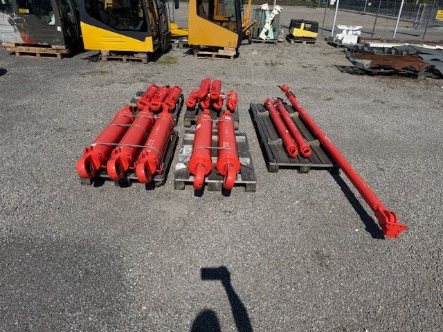 siłownik hydrauliczny sandvik do wiertnicy nowy