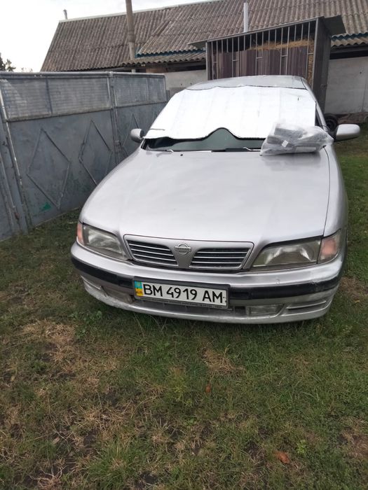 авто нісан максіма