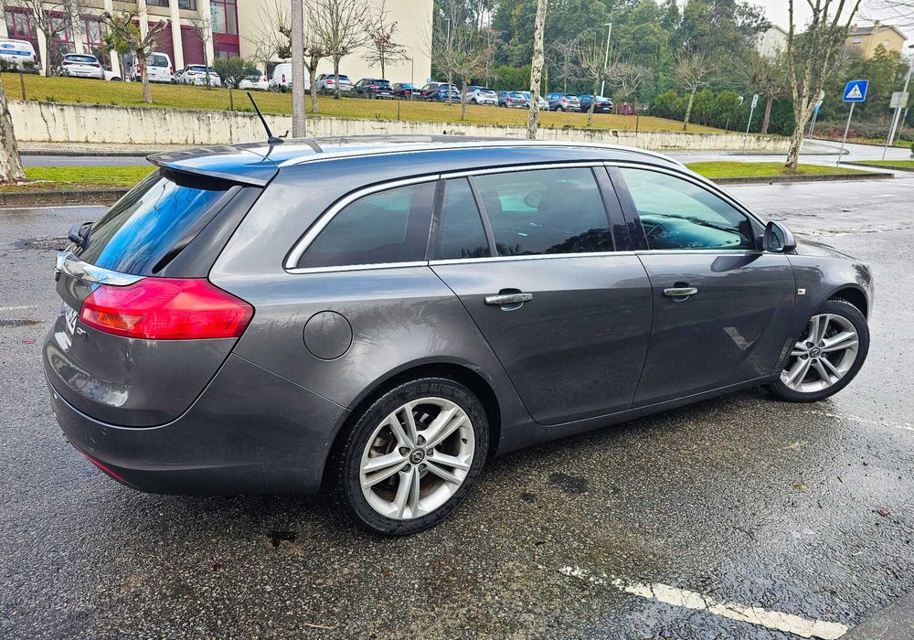Opel Insignia 2.0 CDTI Diesel 2011