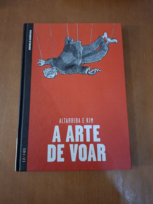 A arte de Voar " Novela Gráfica "