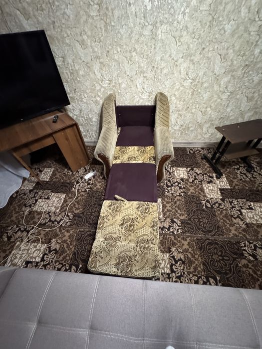 Розкладне крісло