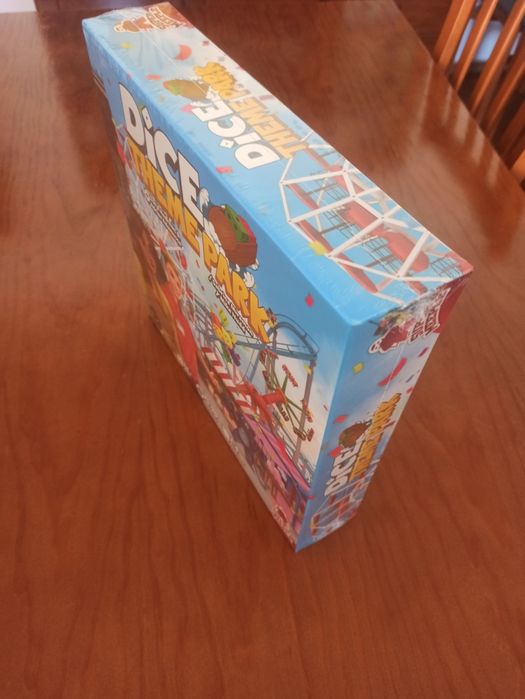 Jogo de tabuleiro Dice Theme Park NOVO SELADO