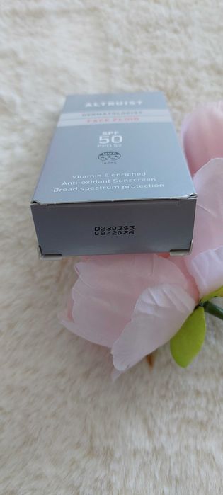Altruist Face Fluid Lekka Emulsja krem przeciwsłoneczny SPF 50 50ml