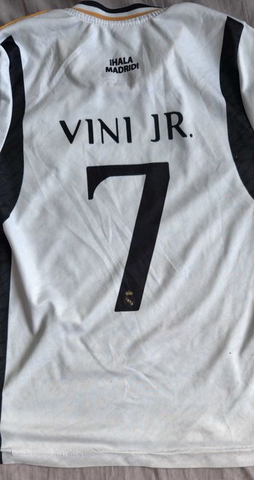 komplet koszulka spodenki Real madryt Vinicius Vini jr dziecięca 128