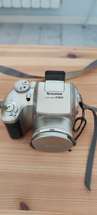 Máquina fotográfica Fujifilm S3000