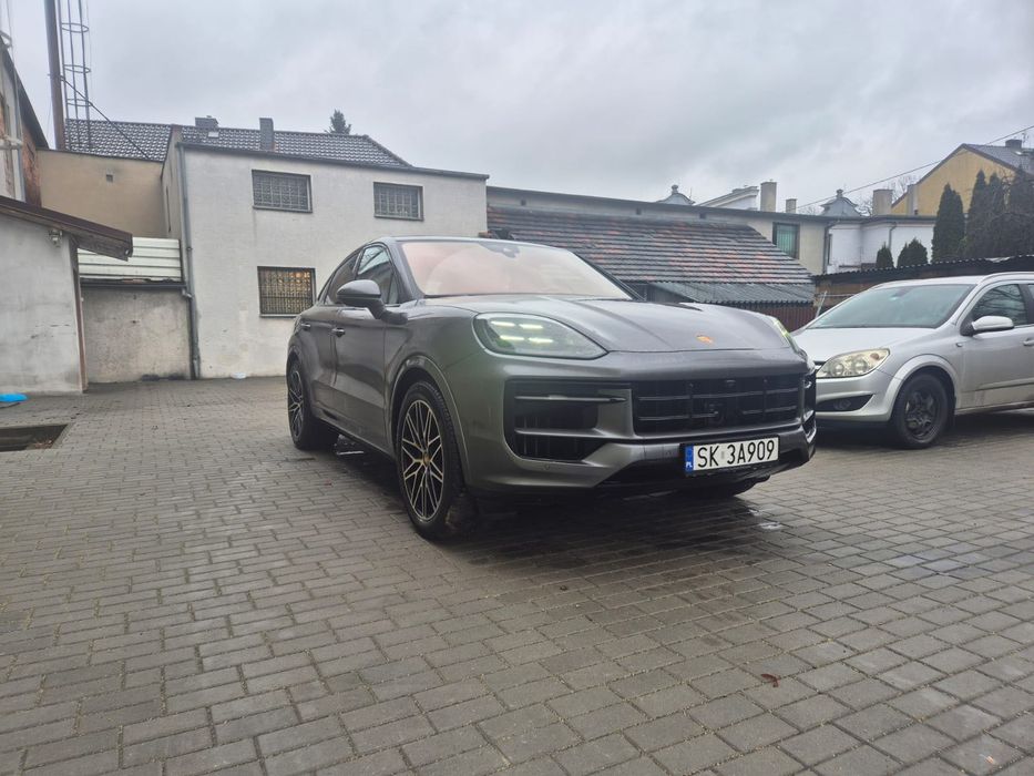 PORSCHE Cayenne Coupe E-Hybrid PHEV