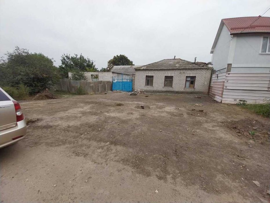 Продам Дом-4 комн. 63 м. кв. (треб. кап. рем. ), уч. 4 сот. 5 Военная-Столяр.